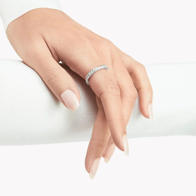 Spiral Pavé Diamond Band