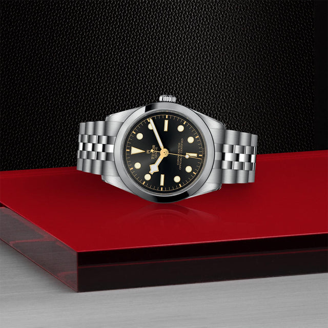 tudor m79640 0001 in store laying down