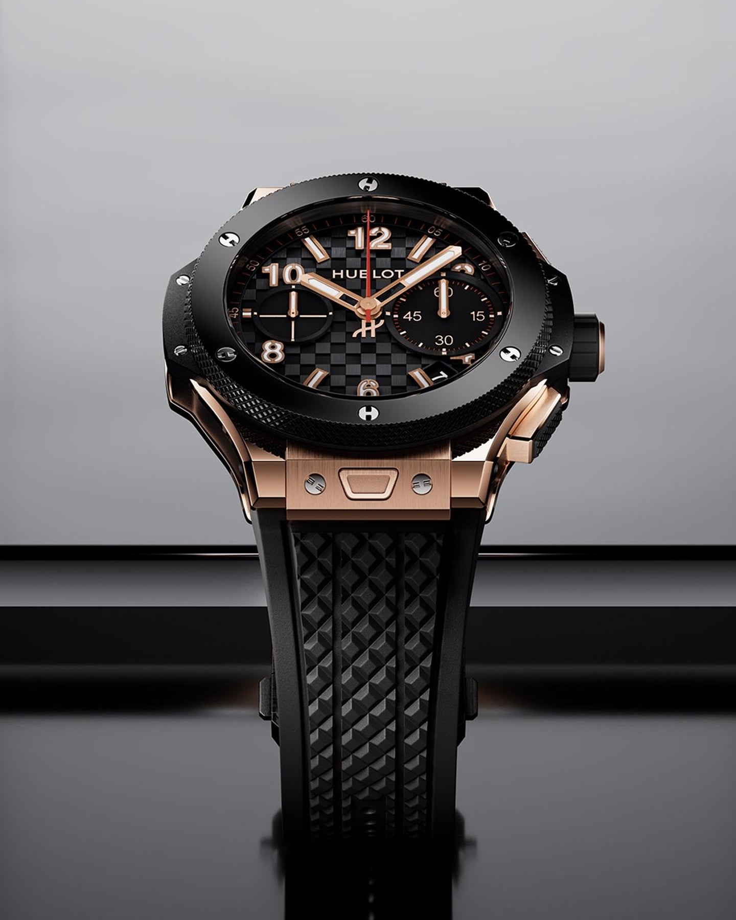 Big Bang 20th Anniversary King Gold Ceramic - Kennedy Big Bang 20th Anniversary King Gold Ceramic - Kennedy