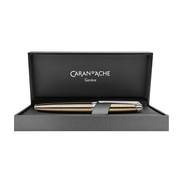 Leman Caviar Fountain Pen M