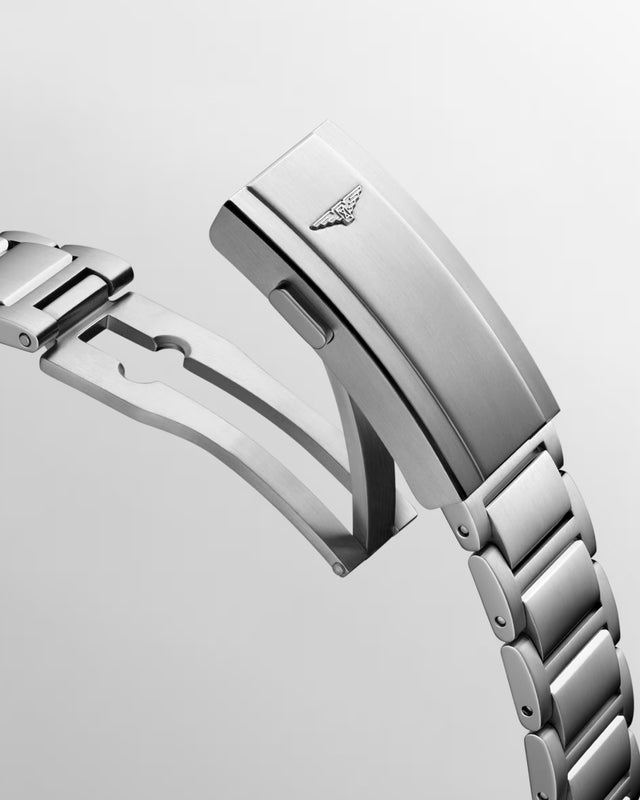 Hydroconquest GMT