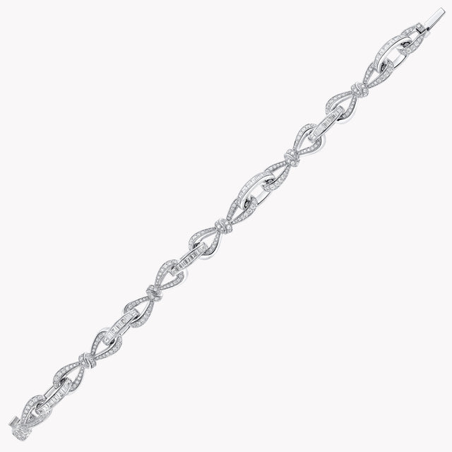 Tilda's Bow Diamond Link Bracelet