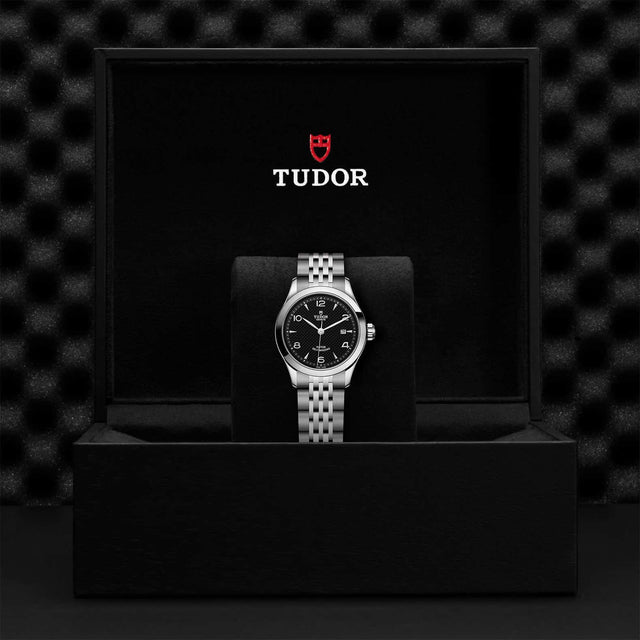 TUDOR 1926 M91350 0002 Presentation