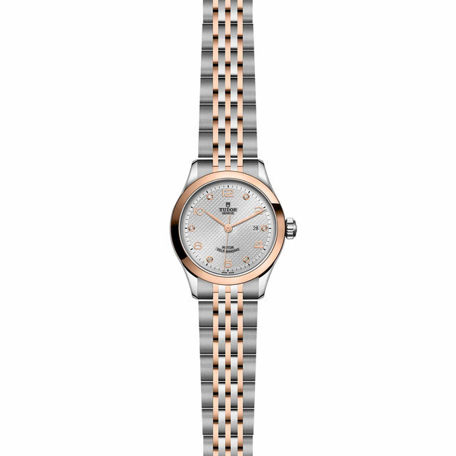 TUDOR 1926 M91351 0002 Frontfacing