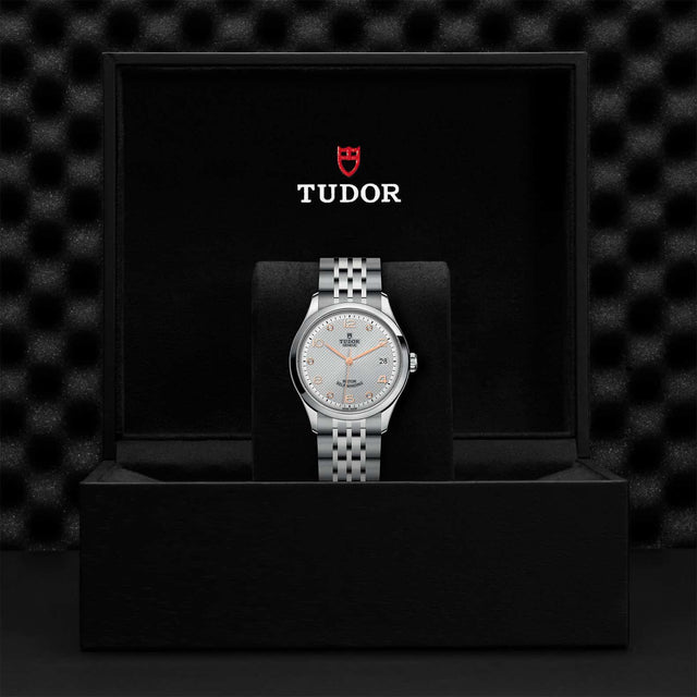 TUDOR 1926 M91450 0003 Presentation