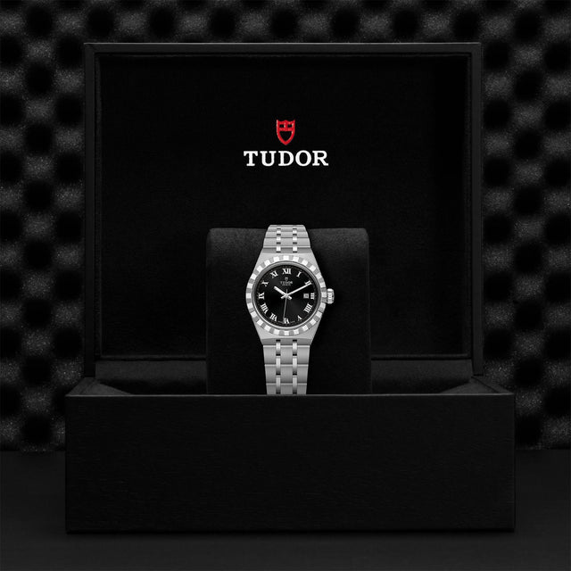 TUDOR Royal M28300 0003 Presentation