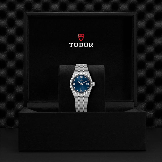 TUDOR Royal M28300 0007 Presentation