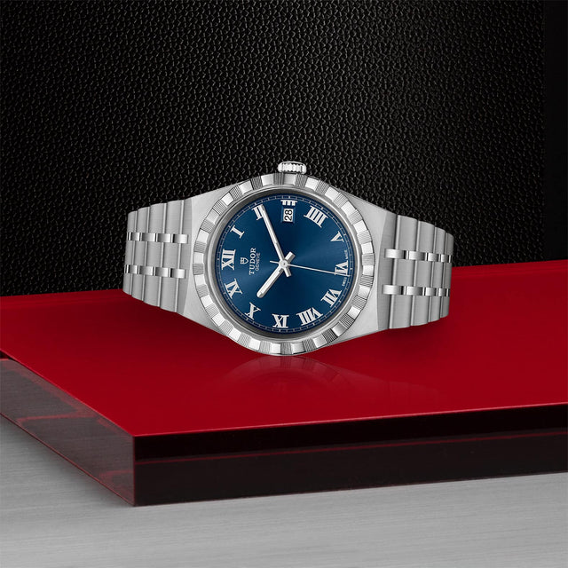 TUDOR Royal M28500 0005 Layingdown