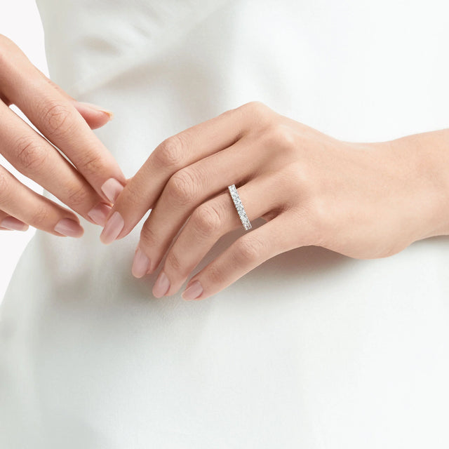 Castle Set Round Diamond Wedding Band