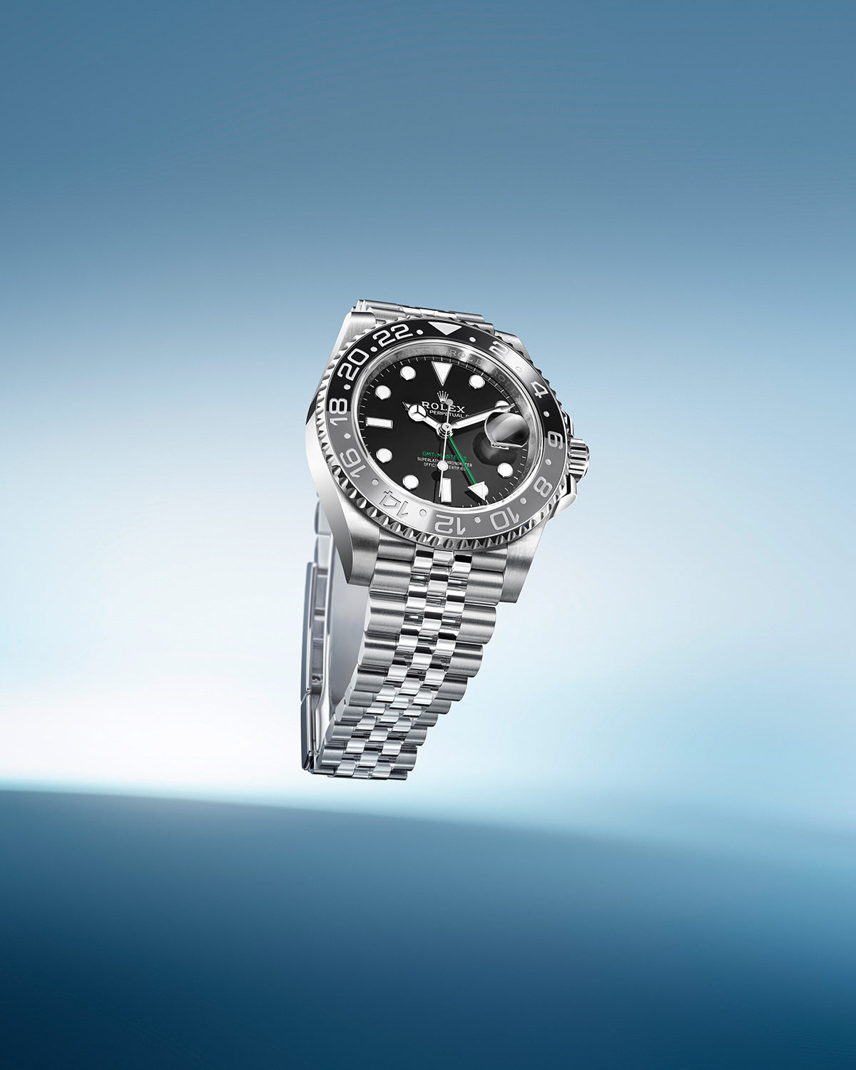 rolex-new-watches-2024-gmt-master-ii-several-time-zones_M126710GRNR-0004_2401jva_002_rvb-portrait.jpg