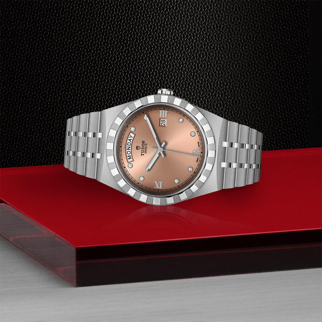 tudor m28600 0011 in store laying down