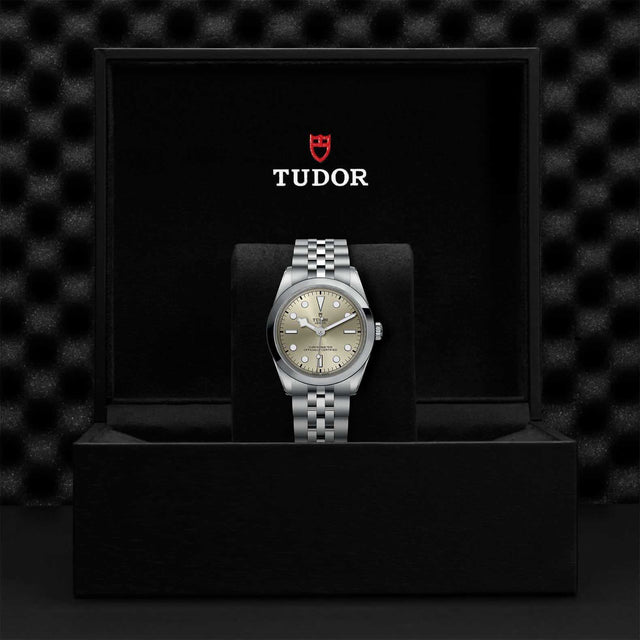 tudor m79640 0003 presentation box