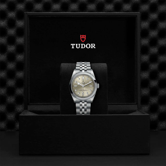 tudor m79640 0006 presentation box