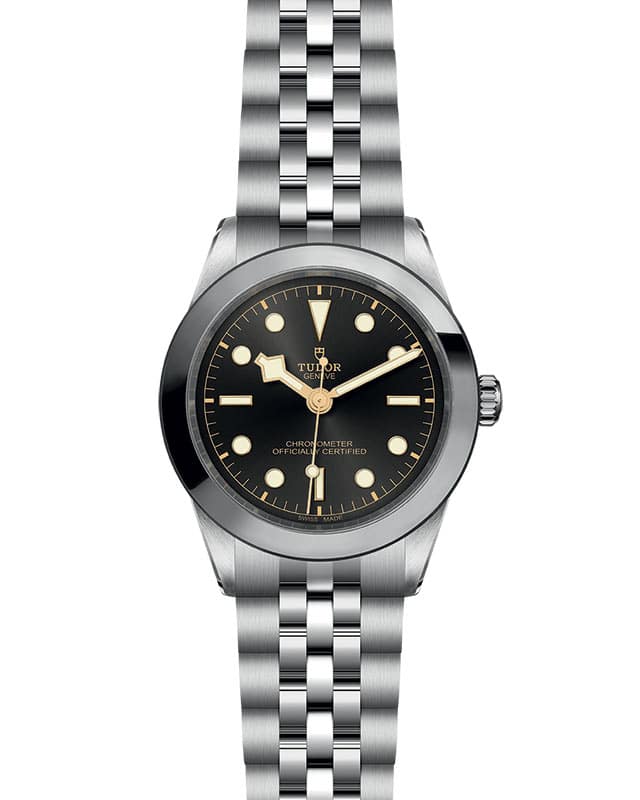 tudor m79660 0001 front facing white background