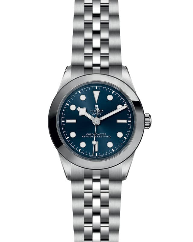 tudor m79660 0002 front facing white background