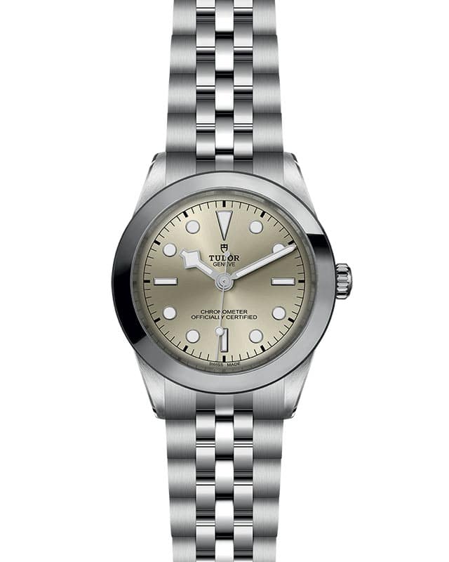 tudor m79660 0003 front facing white background