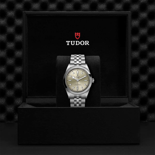 tudor m79680 0006 presentation box