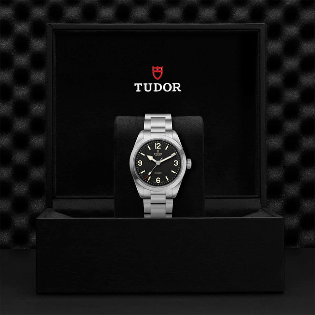 tudor m79950 0001 presentation box